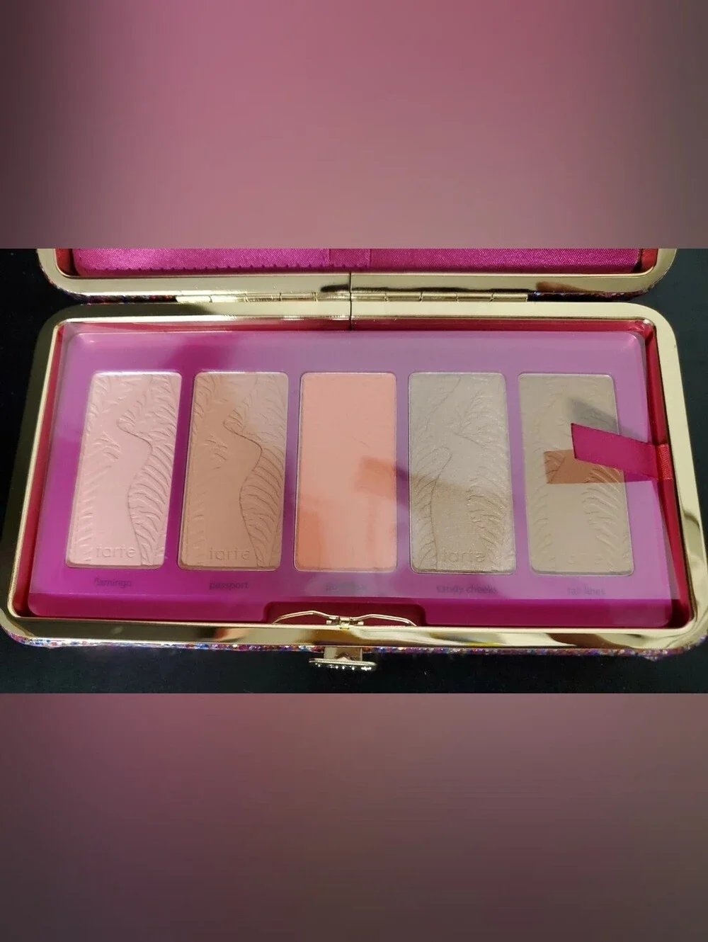 tarte set includes